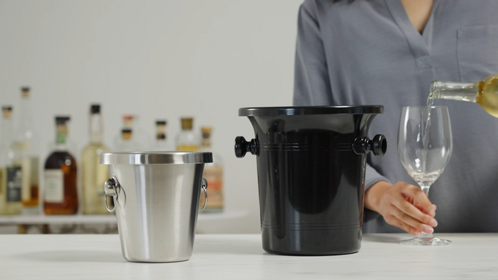 Spittoon Plastic Wine Tasting Dump Bucket in Black