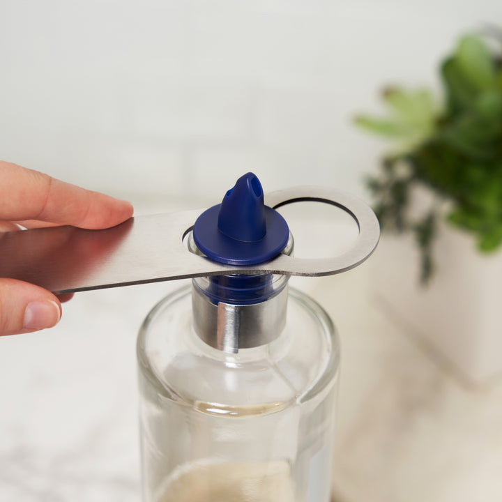 Barback Cap And Pour Spout Remover